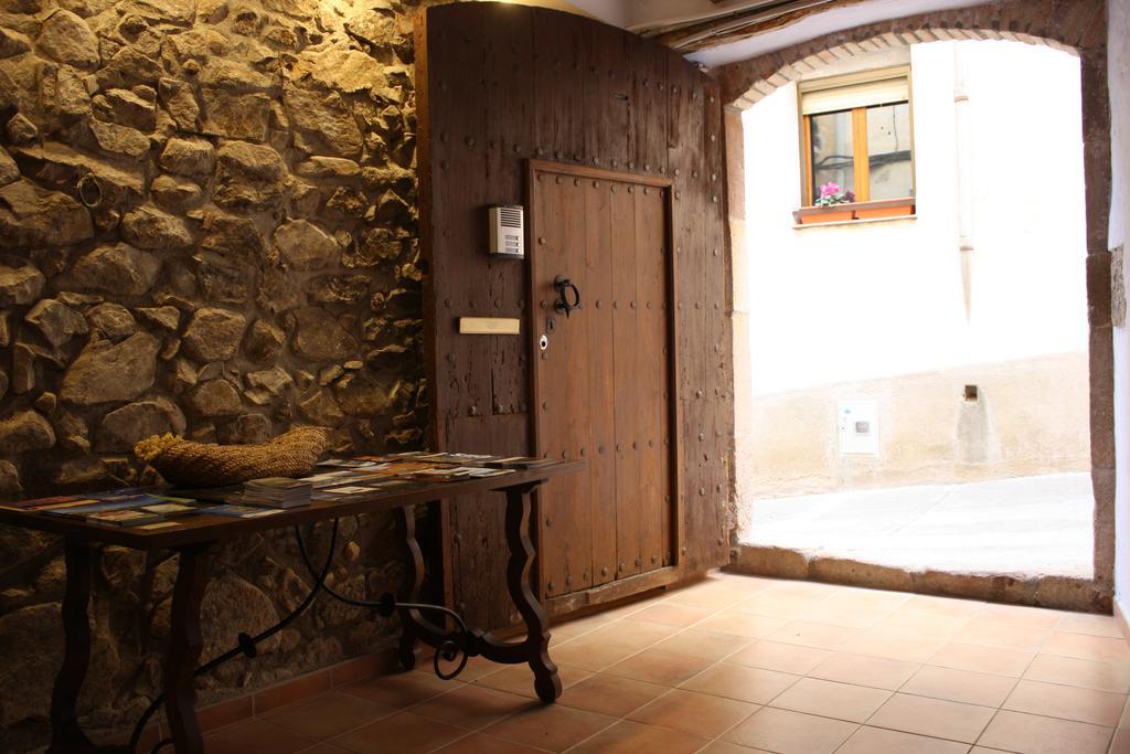 Cal Pedret Guest House Riudecanyes ภายนอก รูปภาพ